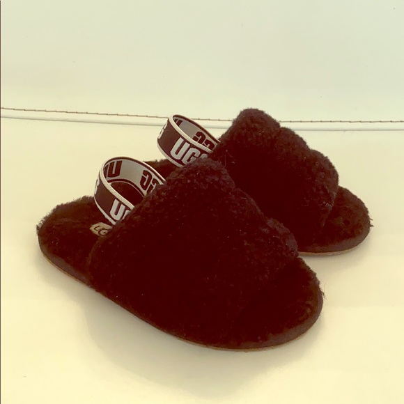 UGG Other - UGG Toddler Girls Fluff Yeah Slide Sandal